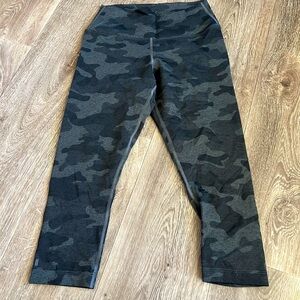 No Bull capri leggings